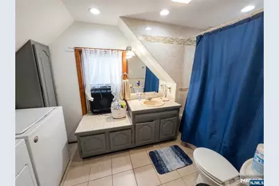 435 Washington Street 2nd Floor #2nd floor, Carlstadt, NJ 07072 - Photo 7
