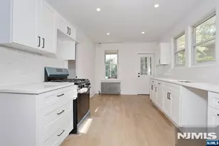 267 Hoover Ave, Bloomfield, NJ 07003 - Photo 7