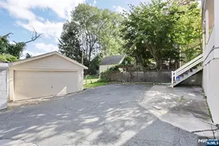 267 Hoover Ave, Bloomfield, NJ 07003 - Photo 33