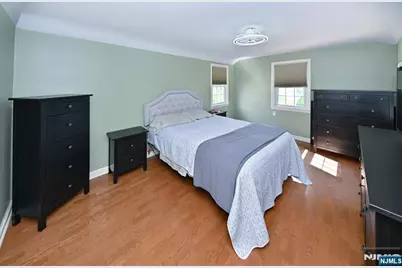 137 E Magnolia Avenue, Maywood, NJ 07607 - Photo 9