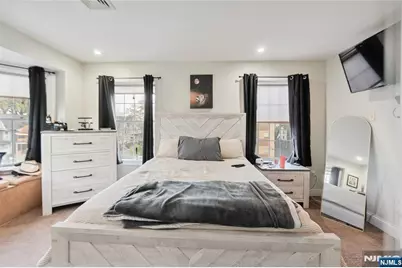 103 S Grove Street, East Orange, NJ 07018 - Photo 7