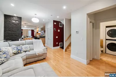 103 S Grove Street, East Orange, NJ 07018 - Photo 5