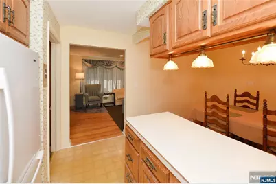 421 Hegi Drive, New Milford, NJ 07646 - Photo 9