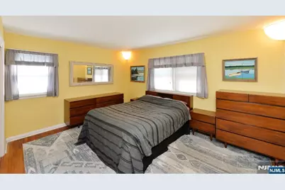 421 Hegi Drive, New Milford, NJ 07646 - Photo 15