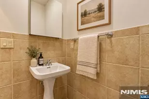 55 S Fullerton Ave A, Montclair, NJ 07042 - Photo 19
