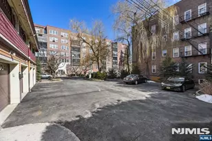 55 S Fullerton Ave A, Montclair, NJ 07042 - Photo 39