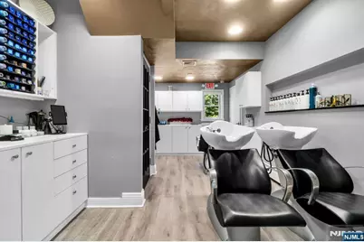 129-135 Broadway, Woodcliff Lake, NJ 07677 - Photo 25