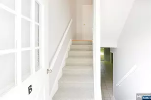 85 Primrose Ln B, Paramus, NJ 07652 - Photo 19