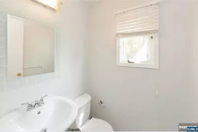85 Primrose Lane B #B, Paramus, NJ 07652 - Photo 21