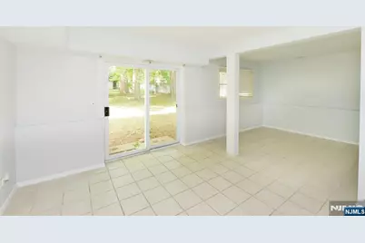 85 Primrose Lane B #B, Paramus, NJ 07652 - Photo 25