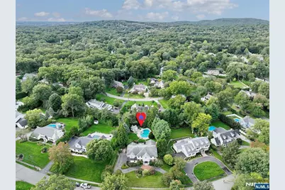 359 Lakeview Drive, Wyckoff Township, NJ 07481 - Photo 49