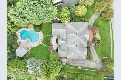 359 Lakeview Drive, Wyckoff Township, NJ 07481 - Photo 47