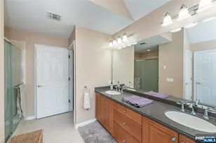 4 Hunter Dr, Mount Olive, NJ 07828 - Photo 25
