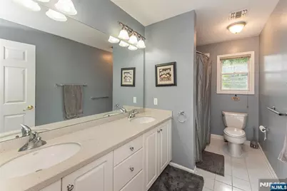 4 Hunter Drive, Mount Olive, NJ 07828 - Photo 29