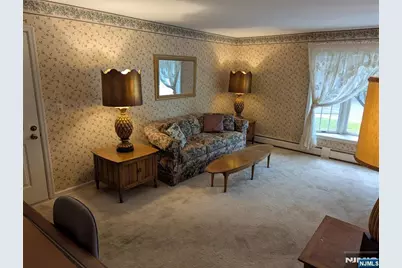 31 Maple Avenue 31A #31A, Park Ridge, NJ 07656 - Photo 3