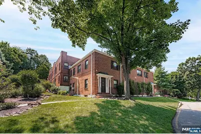 81 Chester Place K2C #K2C, Englewood, NJ 07631 - Photo 29
