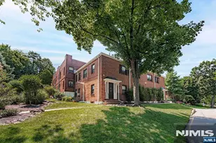 81 Chester Pl K2C, Englewood, NJ 07631 - Photo 29