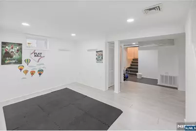 21 Kipp Avenue, Lodi, NJ 07644 - Photo 15