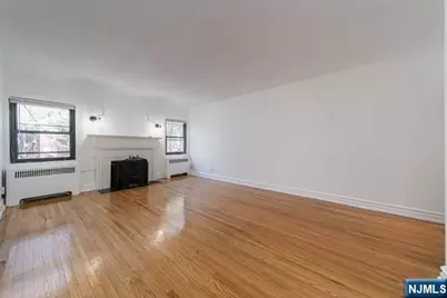 90 Tracey Place F-2-T #F-2-T, Englewood, NJ 07631 - Photo 11