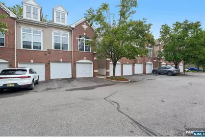 135 Riverwalk Way, Clifton, NJ 07014 - Photo 13