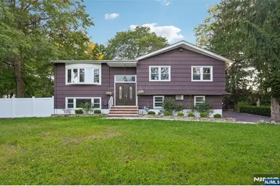 274 Oradell Avenue, Paramus, NJ 07652 - Photo 1