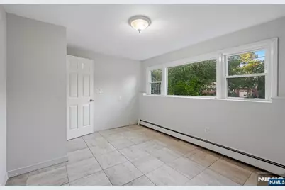274 Oradell Avenue, Paramus, NJ 07652 - Photo 19