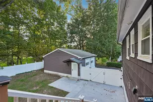 274 Oradell Ave, Paramus, NJ 07652 - Photo 33