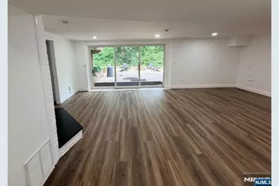 12 Heatherhill Lane, Woodcliff Lake, NJ 07677 - Photo 17