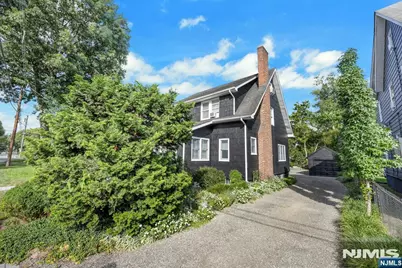 44 Cortland Place, Tenafly, NJ 07670 - Photo 3