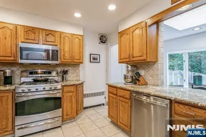 86 Windsor Road, Tenafly, NJ 07670 - Photo 19
