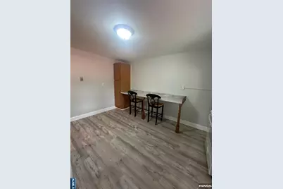 229-233 Park 6 #6, East Rutherford, NJ 07073 - Photo 3