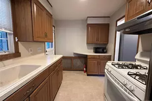 31 Oak St, Oakland, NJ 07436 - Photo 9