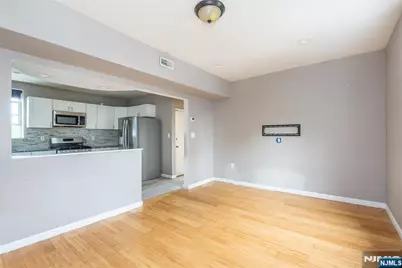 89 Tremont Avenue, East Orange, NJ 07018 - Photo 19