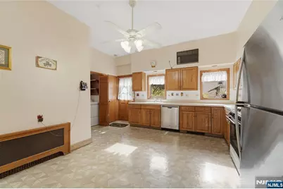 676 Belgrove Drive, Kearny, NJ 07032 - Photo 23