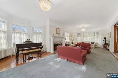 676 Belgrove Drive, Kearny, NJ 07032 - Photo 17