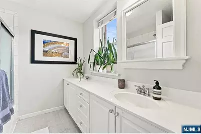 547 Bloomfield Street 4 #4, Hoboken, NJ 07030 - Photo 11