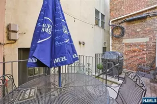 547 Bloomfield Street 4, Hoboken, NJ 07030 - Photo 19