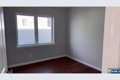 562 11th Street, Newark, NJ 07107 - Photo 11