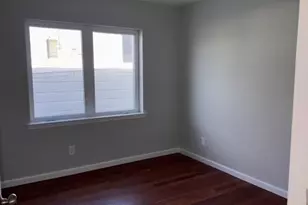 562 11th St, Newark, NJ 07107 - Photo 11