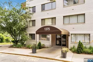 1375 River Road 1M, Edgewater, NJ 07020 - Photo 1