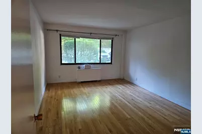 1375 River Road 1M #1M, Edgewater, NJ 07020 - Photo 9