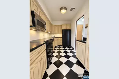 78 Orient Way 101B #101B, Rutherford, NJ 07070 - Photo 7