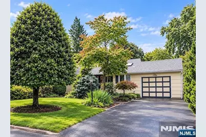 335 Lambert Avenue, Northvale, NJ 07647 - Photo 1