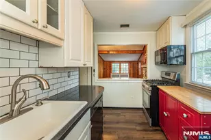 53 Laurel Dr, Wayne, NJ 07470 - Photo 19