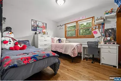 811 Manhattan Avenue, Washington Township, NJ 07676 - Photo 19