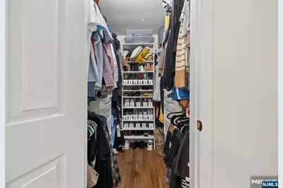 811 Manhattan Avenue, Washington Township, NJ 07676 - Photo 25