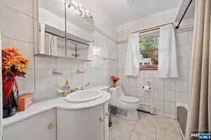 811 Manhattan Ave, Washington Township, NJ 07676 - Photo 17