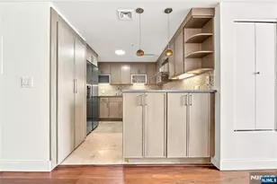 518-536 Gregory Ave A208, Weehawken, NJ 07086 - Photo 11