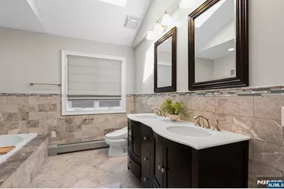 434 Nelson Avenue, Cliffside Park, NJ 07010 - Photo 21