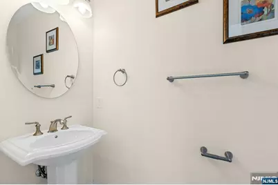 434 Nelson Avenue, Cliffside Park, NJ 07010 - Photo 31